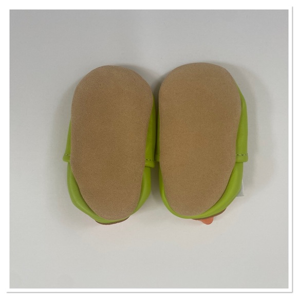 Juicy Bumbles Baby Gorilla Slipper Shoes - Picture 2 of 2